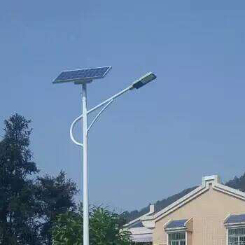 【太阳能路灯案例】四川省达州市小区亮化工程